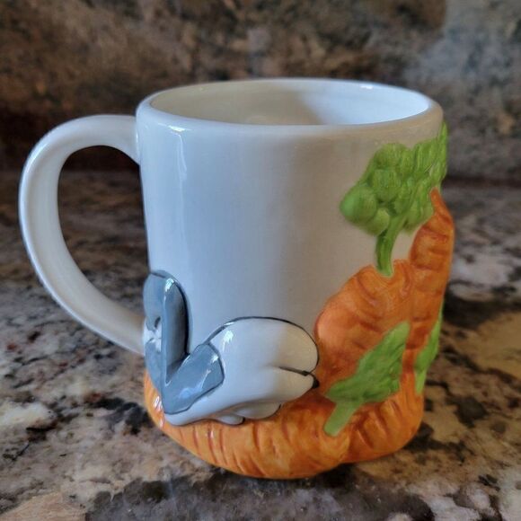 Vintage Ceramic 3D Bugs Bunny Mug (16oz) - Picture 4 of 9